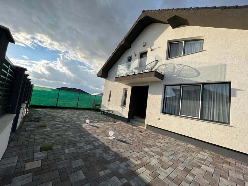 Casa Abiiani Hotel Орадеа Екстериор снимка